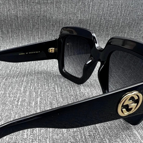 NWT Gucci Black Oversized Square Sunglasses GG0053s - Picture 4 of 10